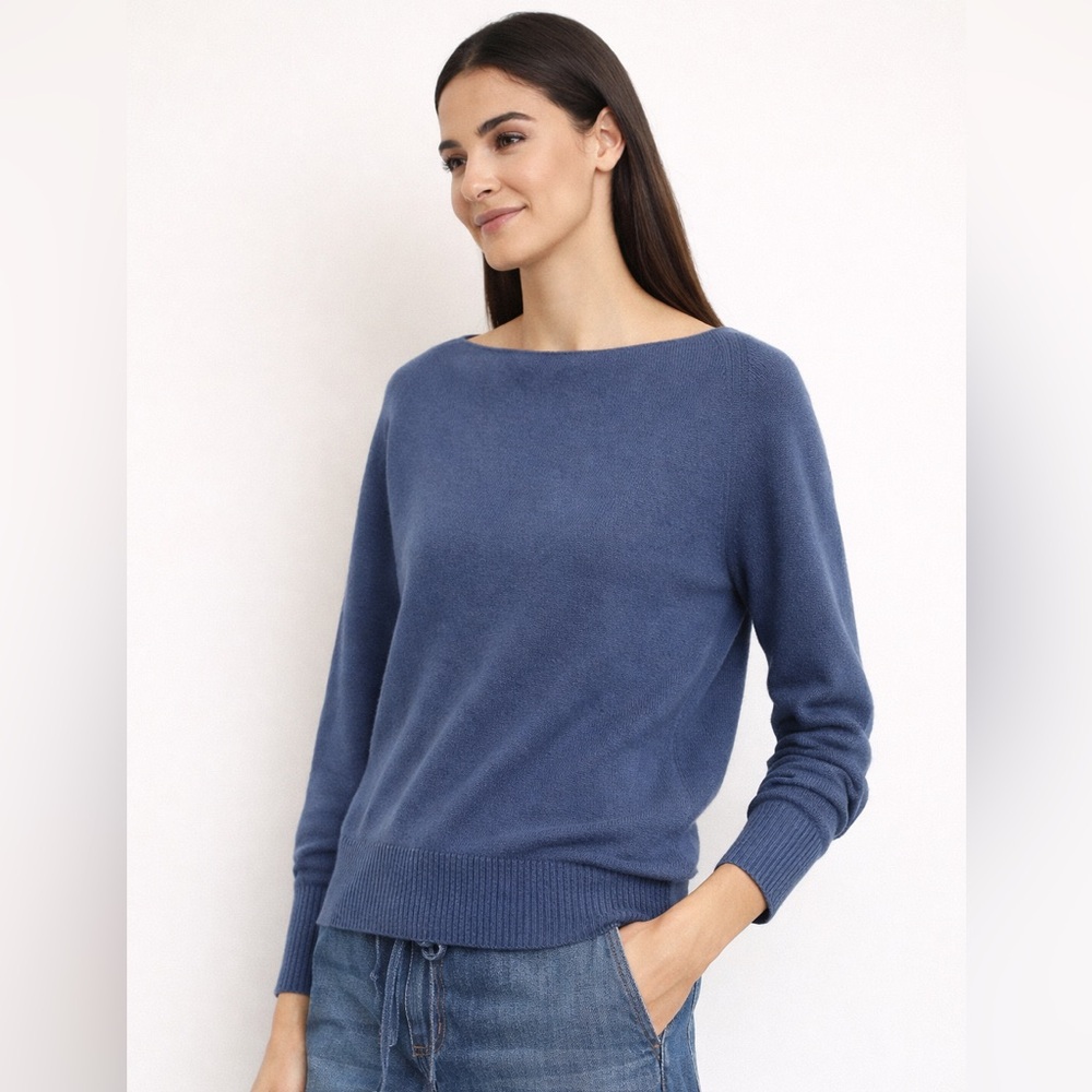 Vince Navy Blue Wool Cashmere Boat Neck Knit Sweater Size M